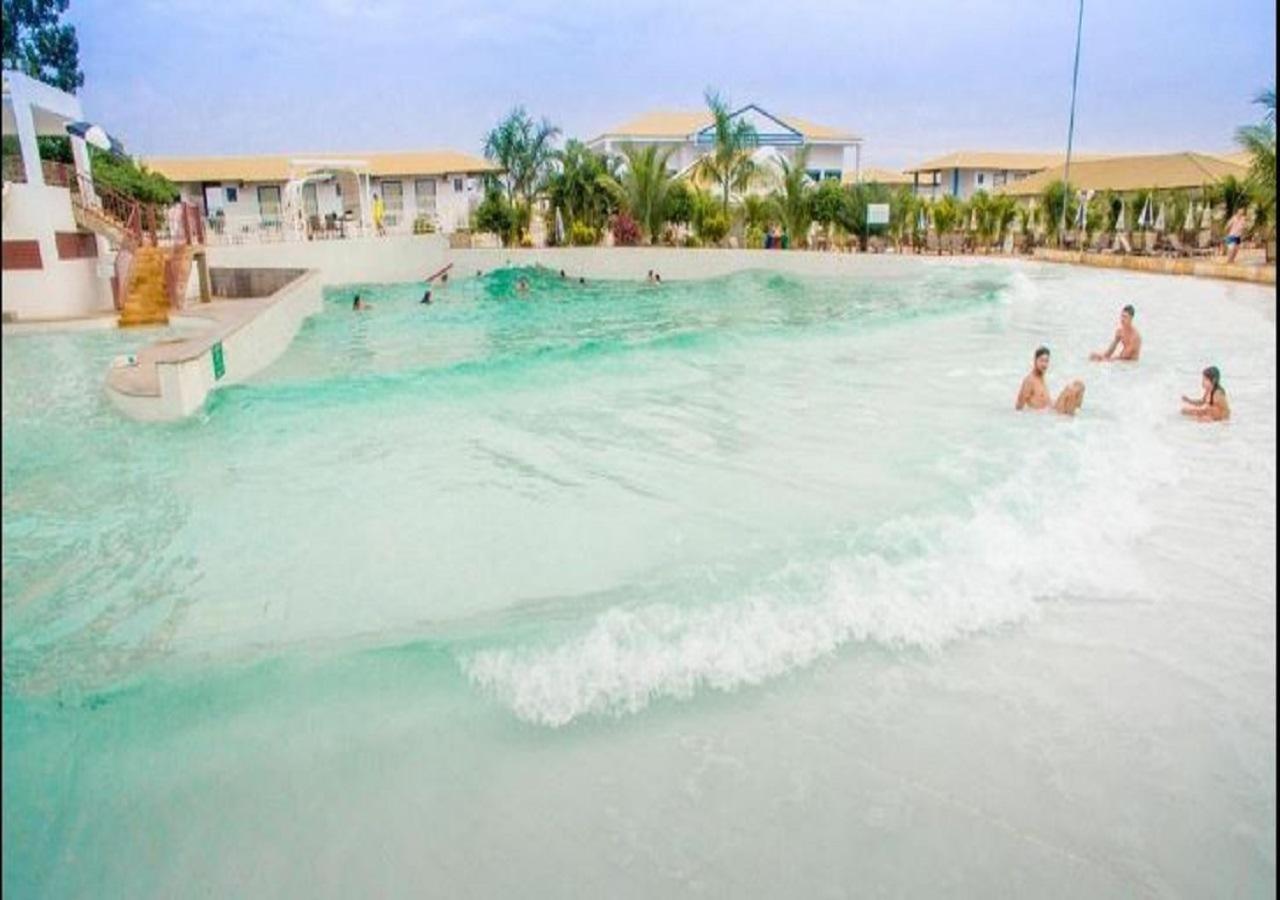 Lacqua diroma com fogão, geladeira, micro-ondas, Park aquático 24h, acomoda até 5 pessoas Caldas Novas Extérieur photo