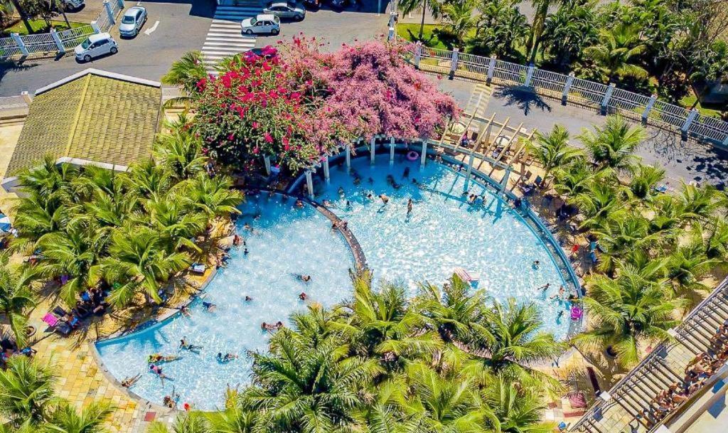 Lacqua diroma com fogão, geladeira, micro-ondas, Park aquático 24h, acomoda até 5 pessoas Caldas Novas Extérieur photo