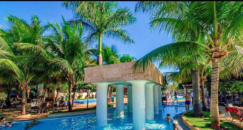 Lacqua diroma com fogão, geladeira, micro-ondas, Park aquático 24h, acomoda até 5 pessoas Caldas Novas Extérieur photo
